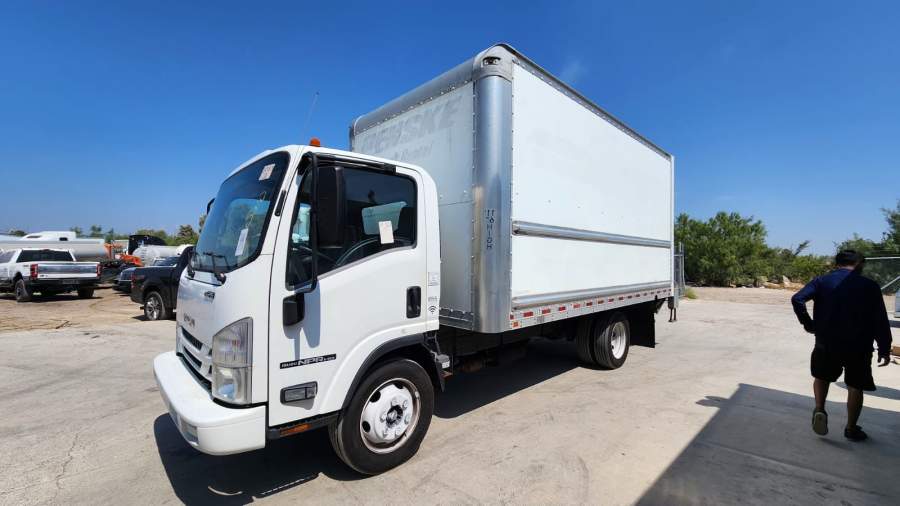 2019 Isuzu NPR-HD