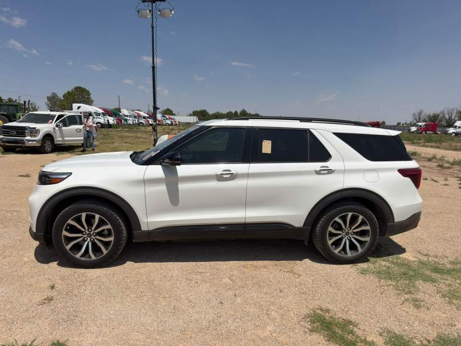 2021 Ford Explorer