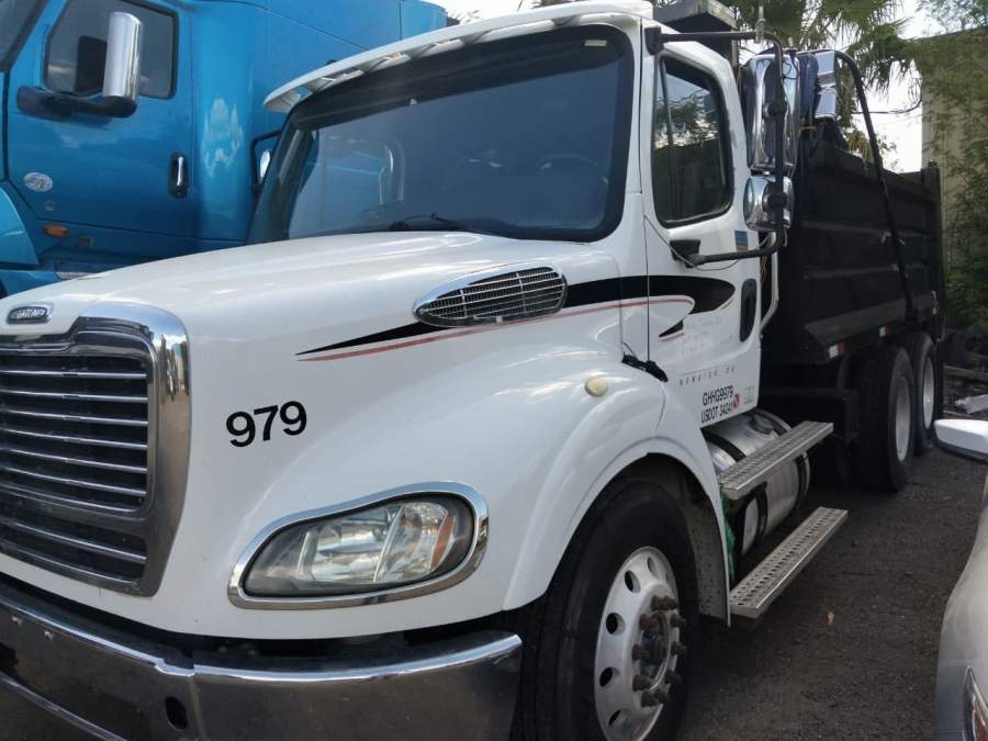 2016 Freightliner M2