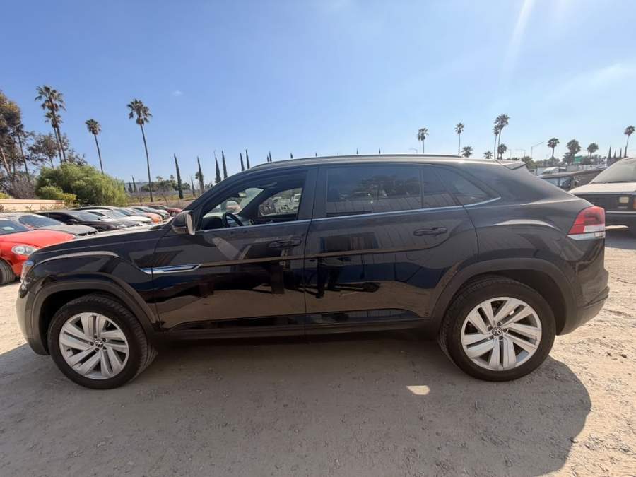 2020 Volkswagen Atlas Cross Sport SE