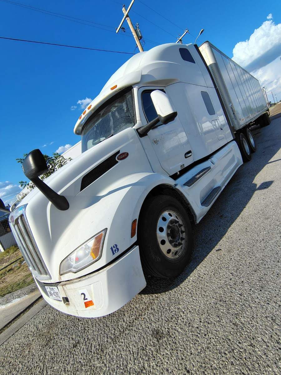 2023 Peterbilt 579