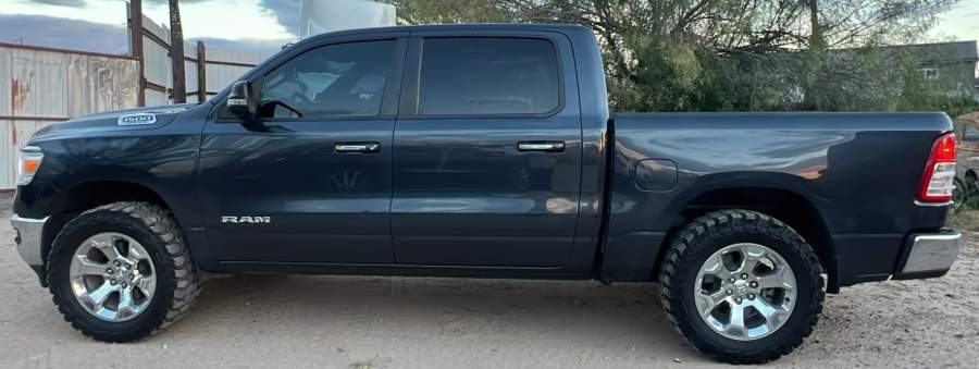 2019 RAM 1500 BIG HORN
