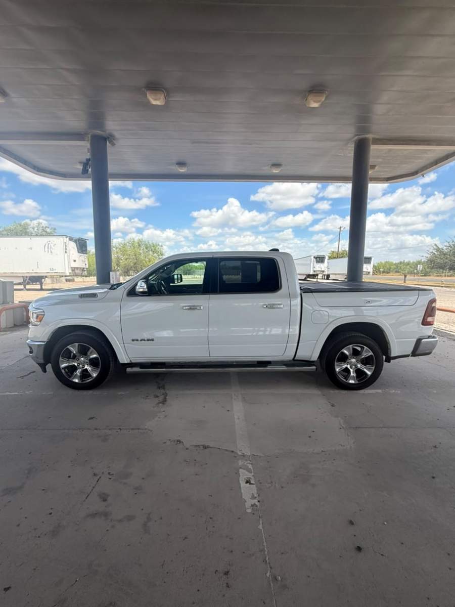 2019 RAM 1500 laramie