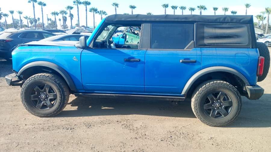 2021 Ford Bronco Base