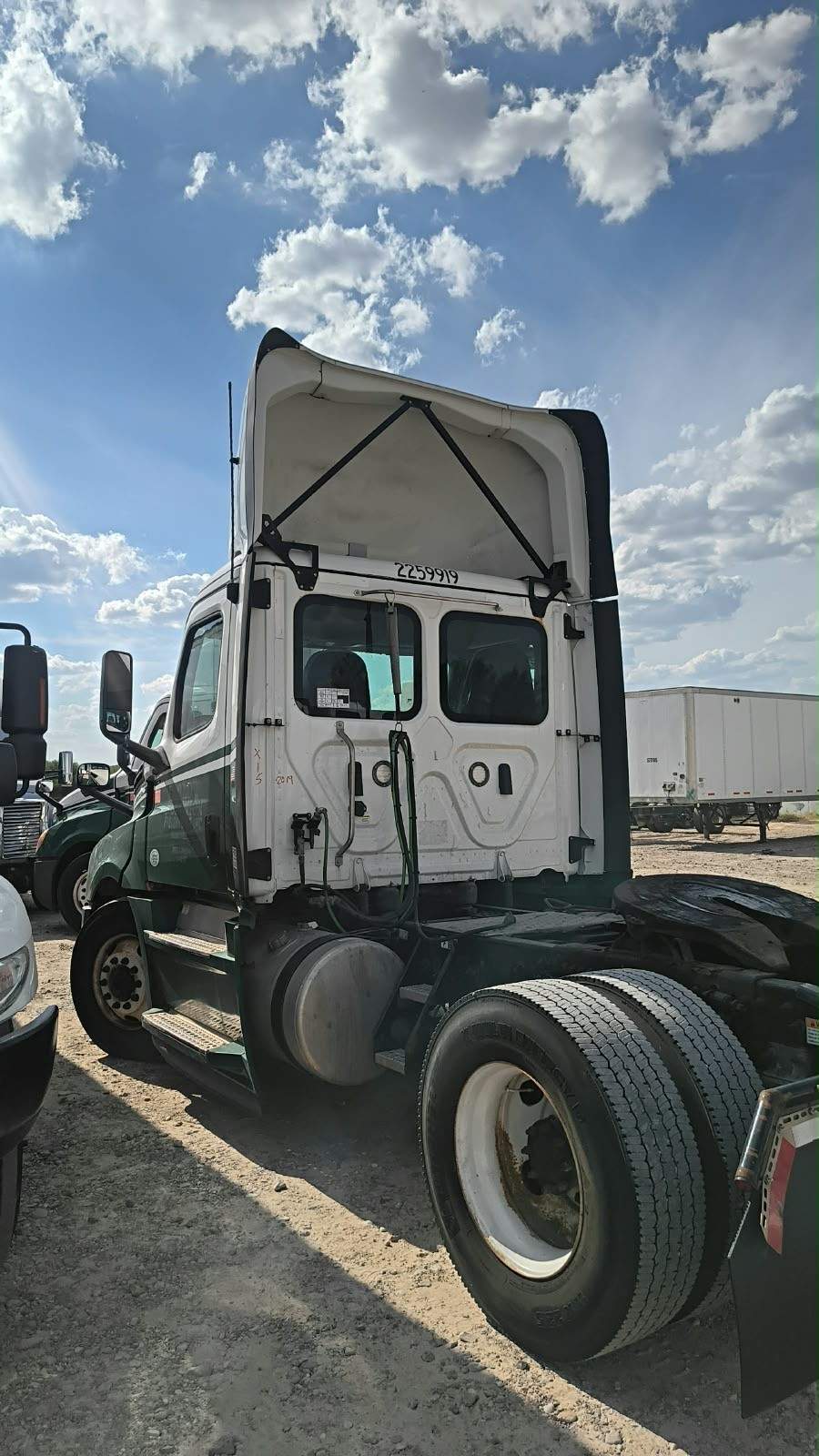 2019 Freightliner CASCADIA