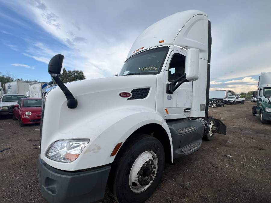 2019 Peterbilt 579