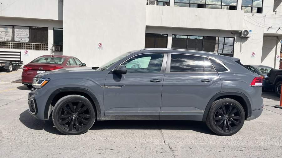 2021 Volkswagen Atlas Cross Sport V6 SEL R-Line
