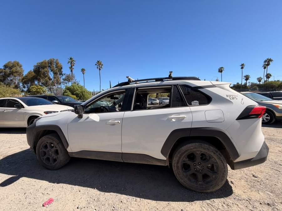 2020 Toyota Rav4 Adventure / TRD OFF-ROAD