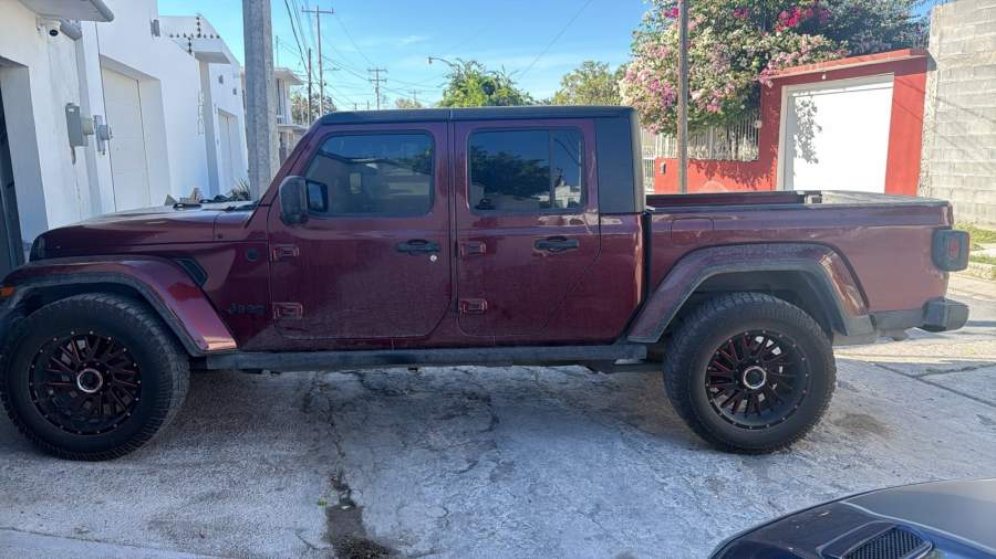2021 Jeep Gladiator