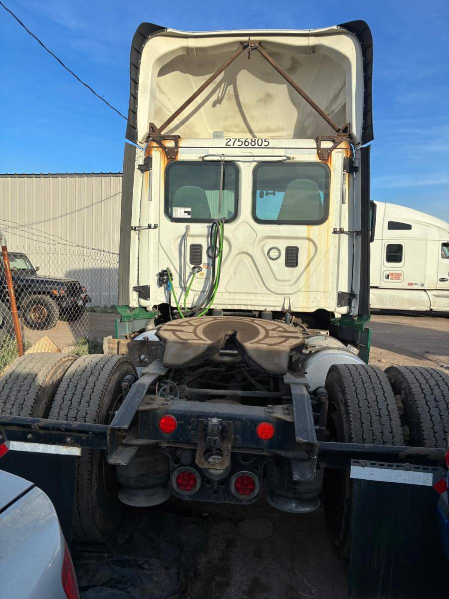2016 Freightliner CASCADIA