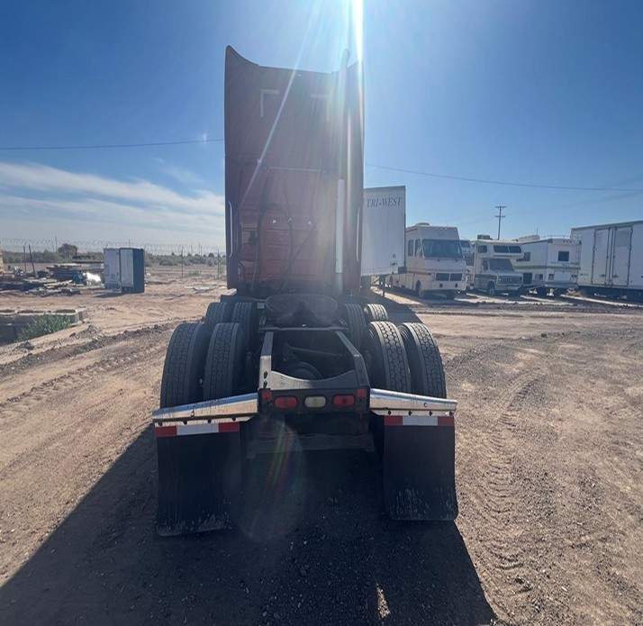 2013 Volvo Truck VNL