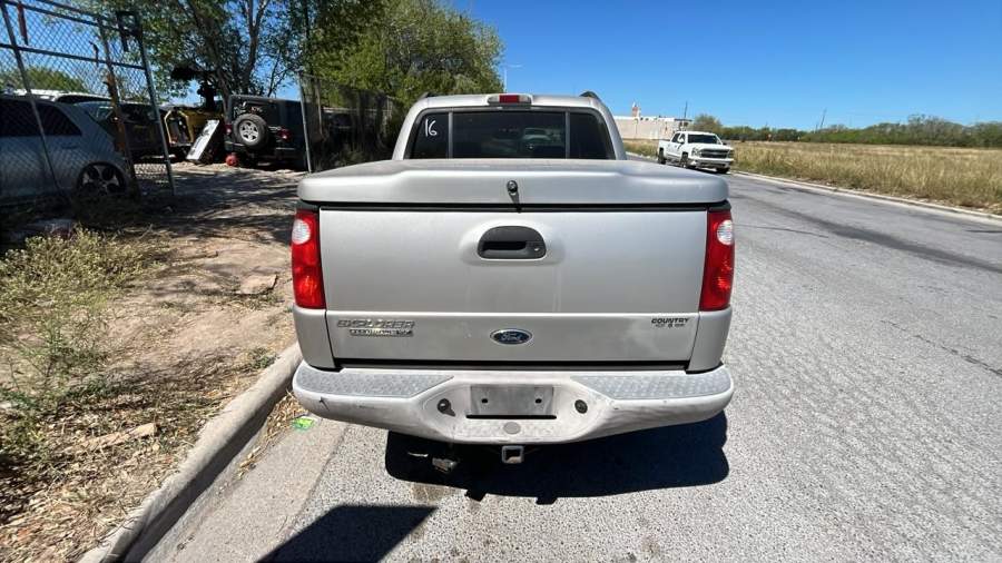 2003 Ford Explorer Sport Trac