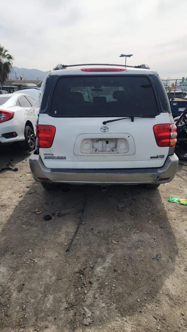 2002 Toyota Sequoia