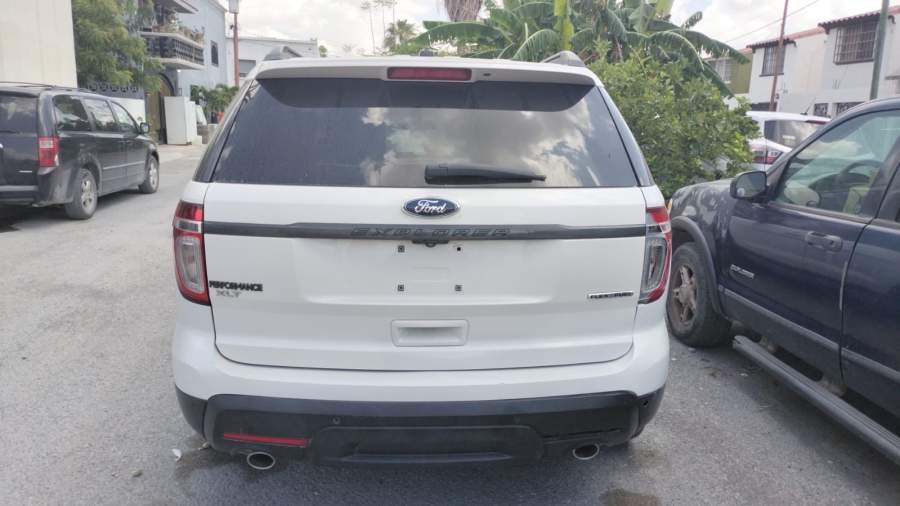 2015 Ford Explorer