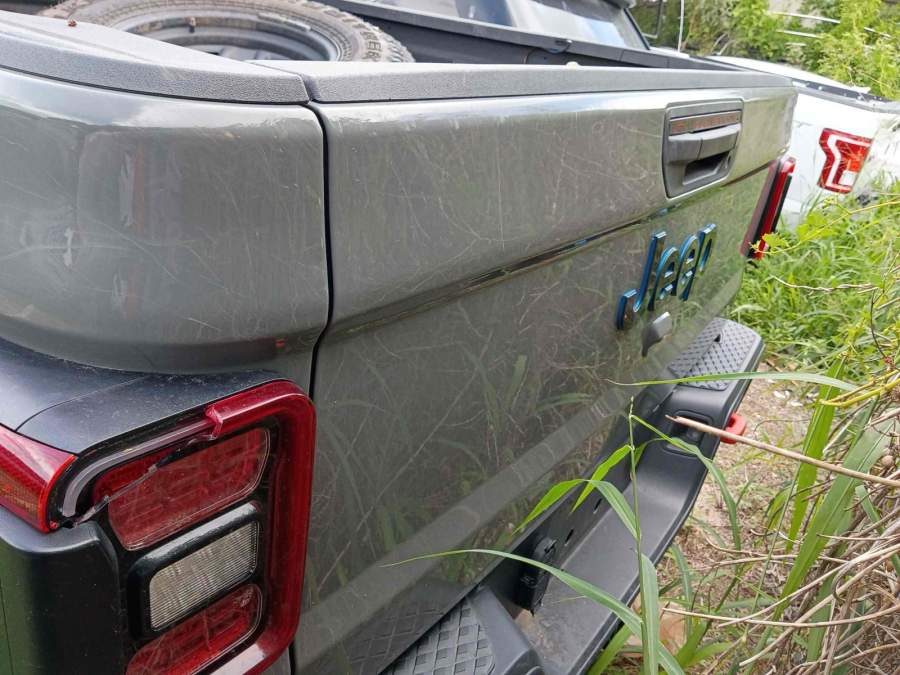 2021 Jeep Gladiator