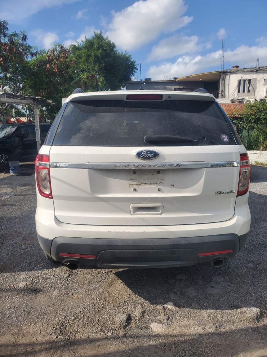 2014 Ford Explorer