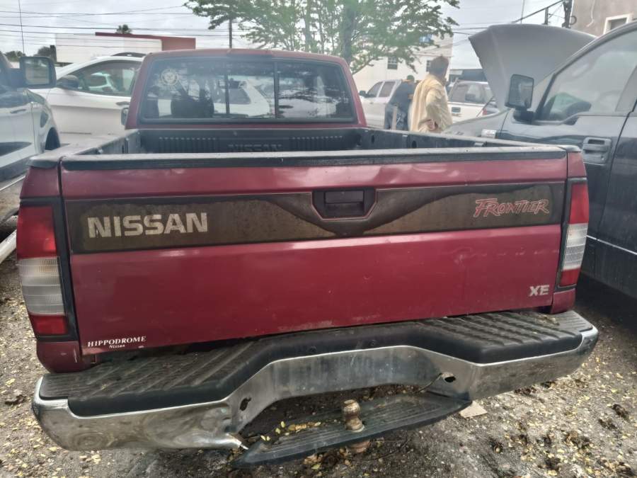 1998 Nissan Frontier