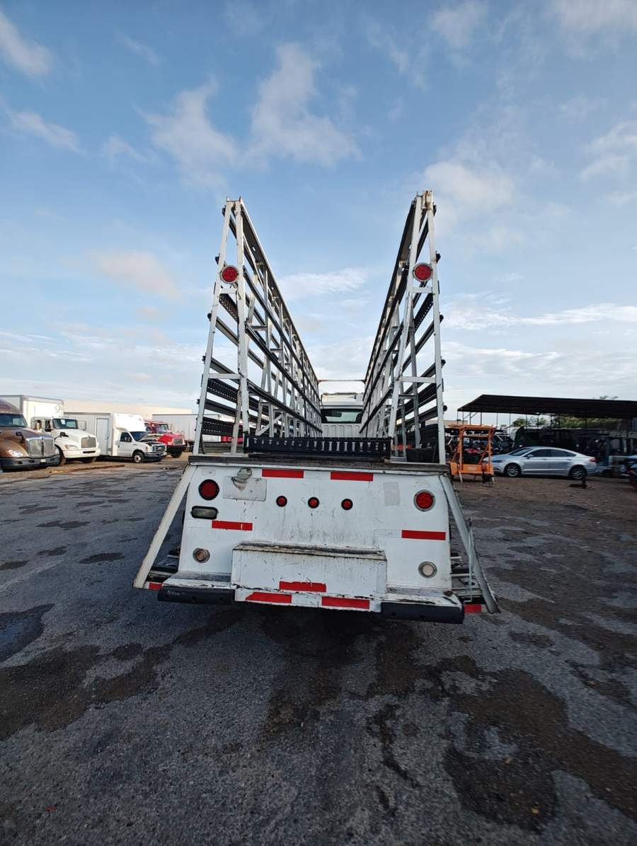 2016 Freightliner M2