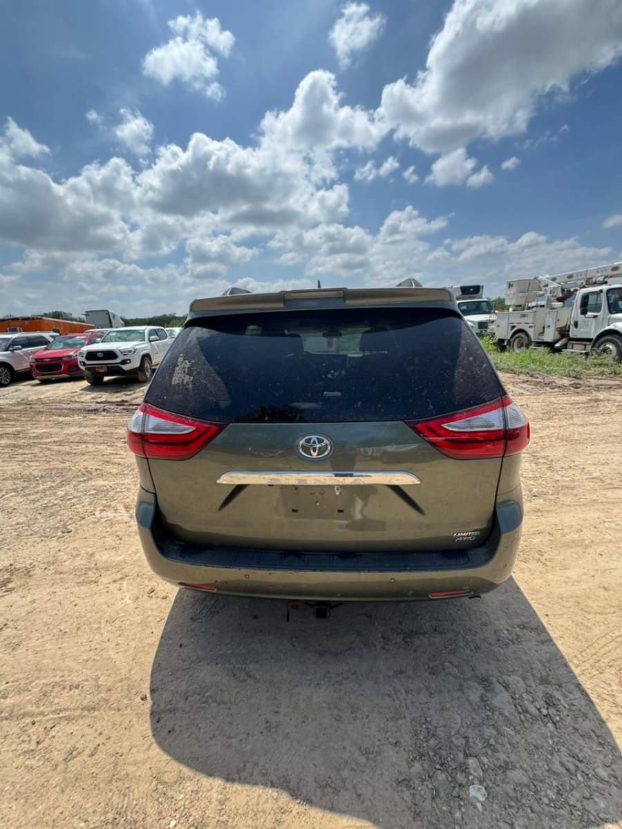 2019 Toyota Sienna