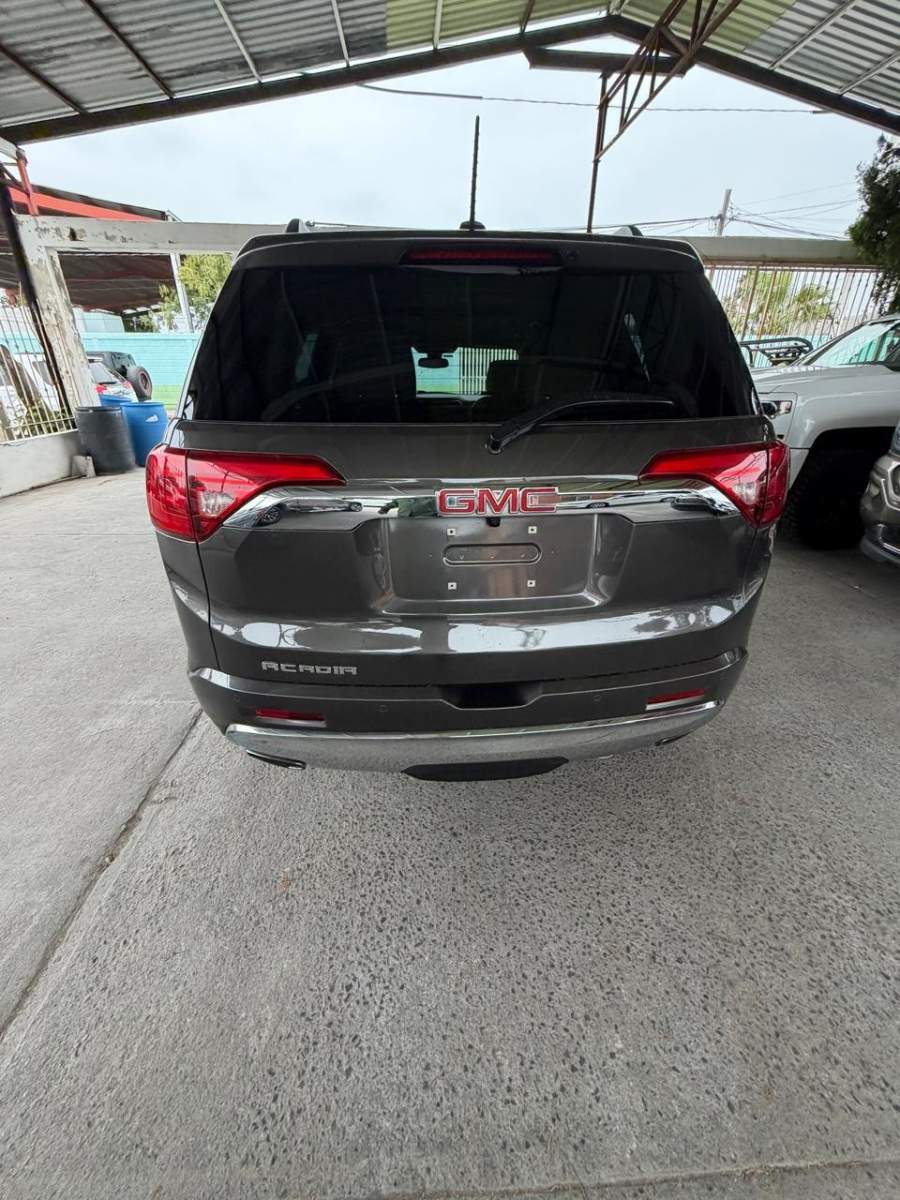 2019 GMC Acadia