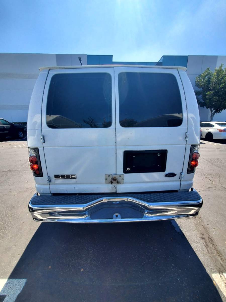 2014 Ford E-Series E-250
