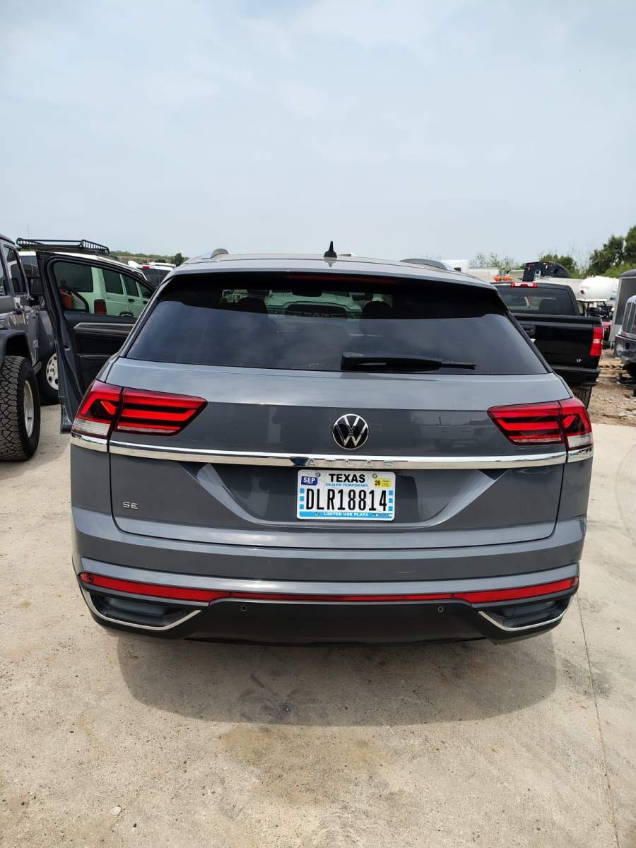 2020 Volkswagen Atlas Cross Sport SE