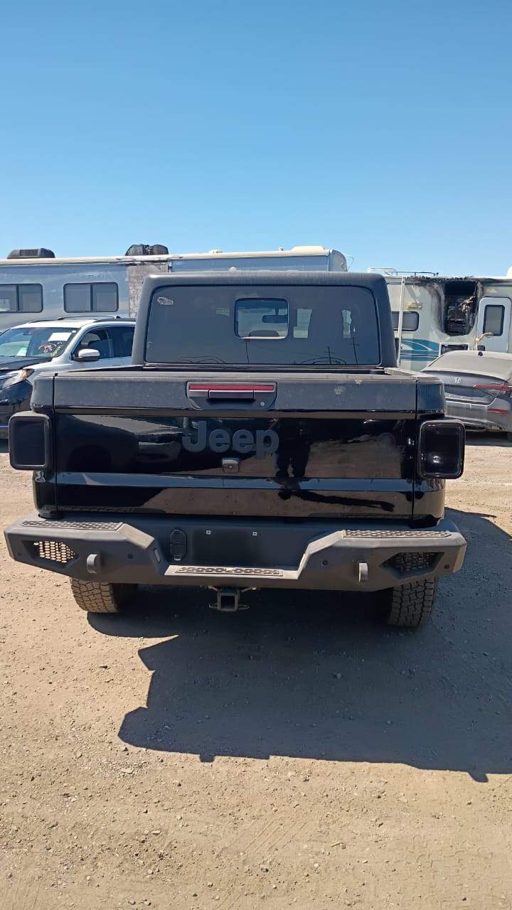 2021 Jeep Gladiator Willys Sport