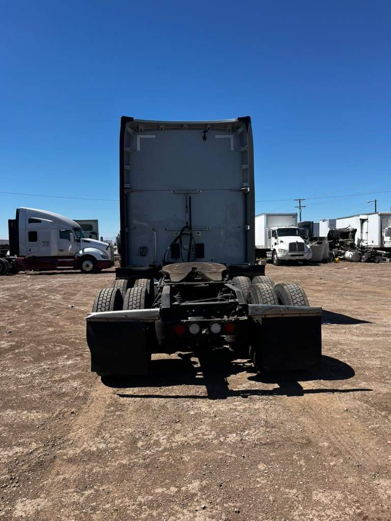 2022 Kenworth T680