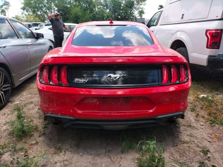 2020 Ford Mustang
