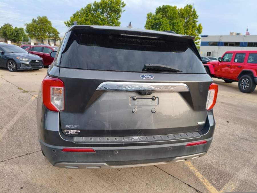 2020 Ford Explorer