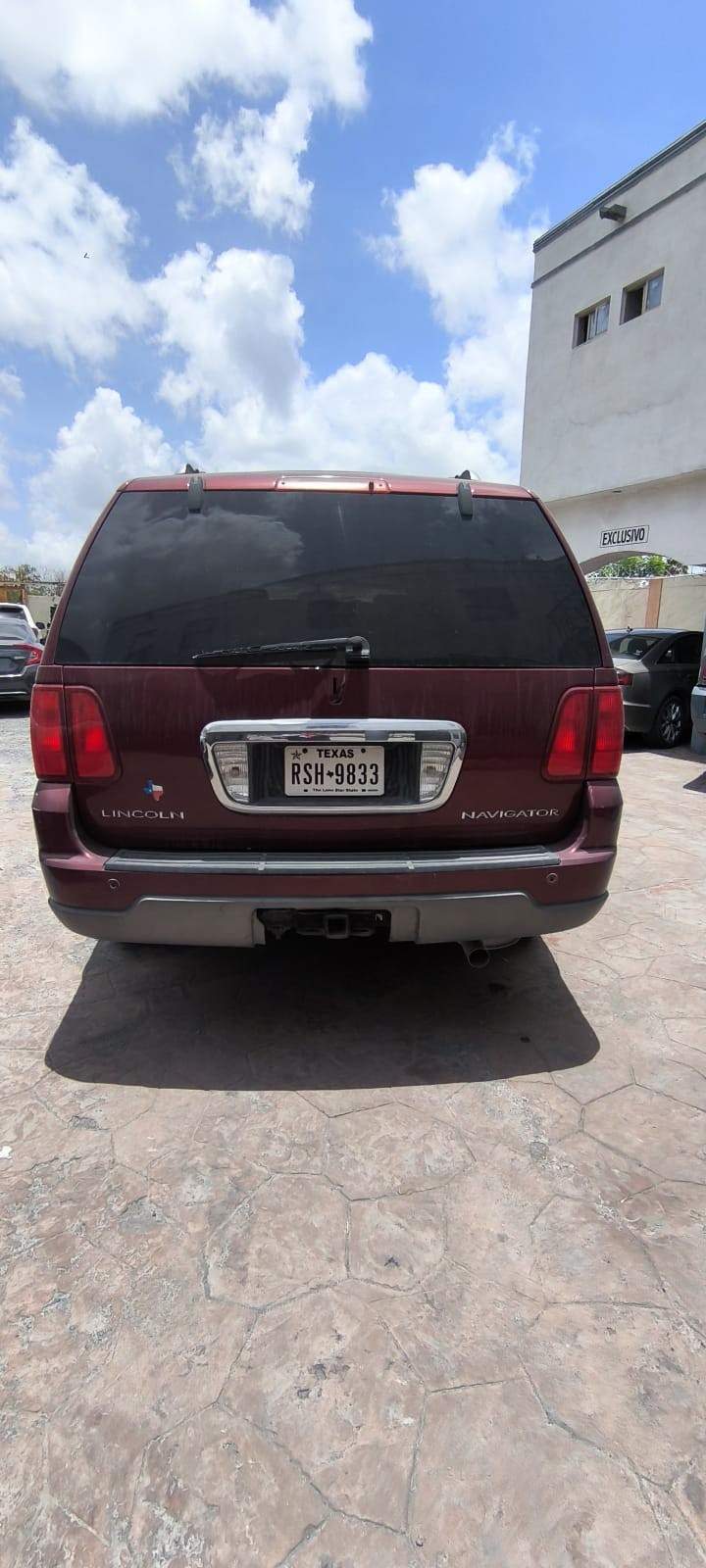 2004 Lincoln Navigator