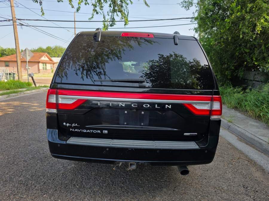 2016 Lincoln Navigator