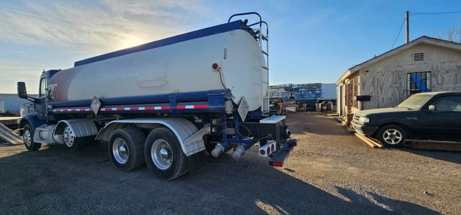 2016 Peterbilt MODEL 567