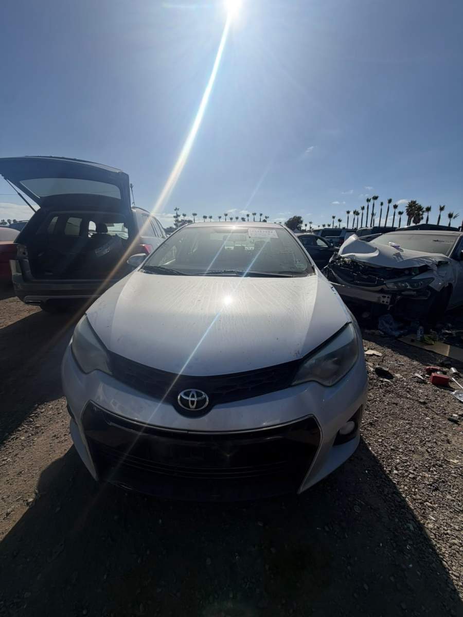 2015 Toyota Corolla S PLUS