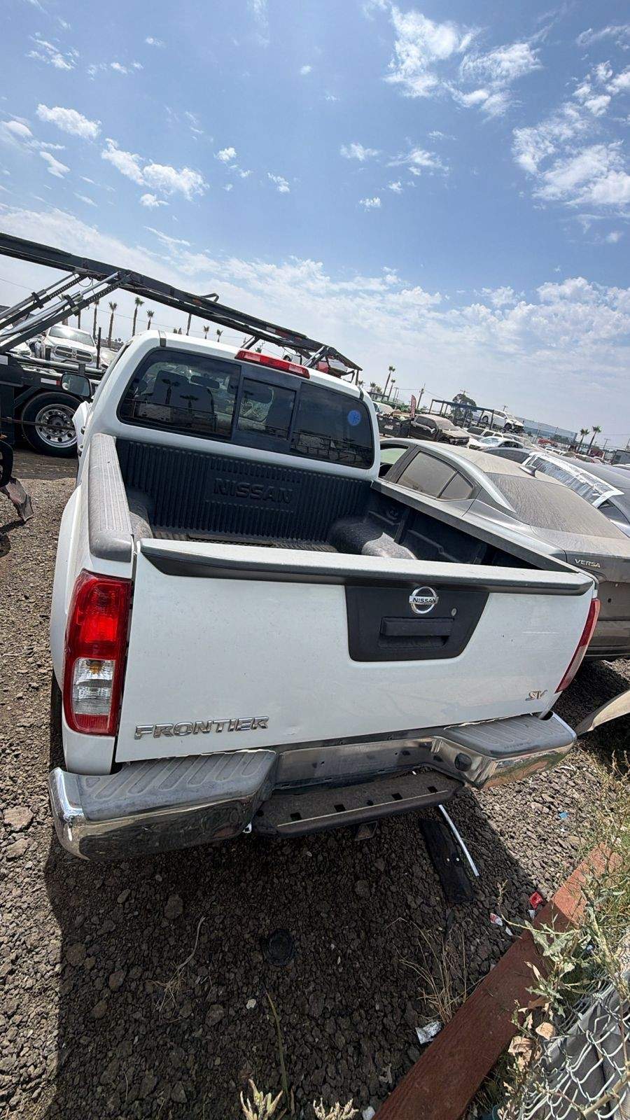 2015 Nissan Frontier Desert Runner / S/ SL / SV