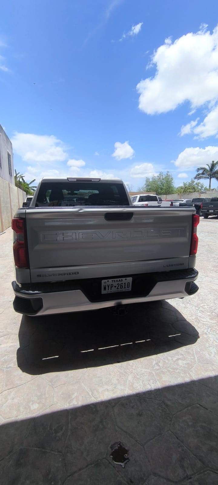 2020 Chevrolet Silverado 1500 CUSTOM