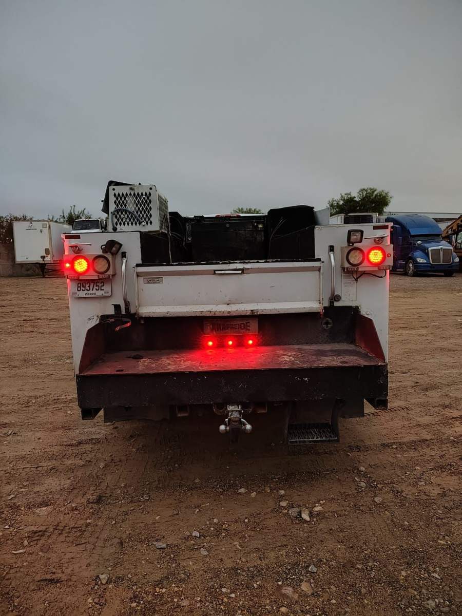 2021 Chevrolet Silverado 5500HD