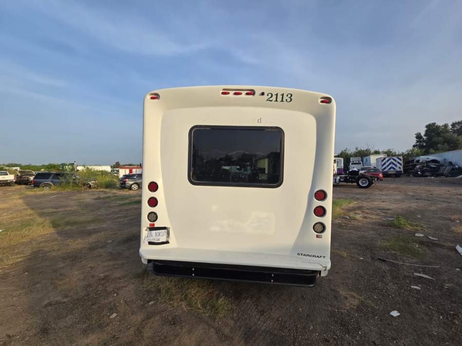 2022 Ford E-350 Super Duty