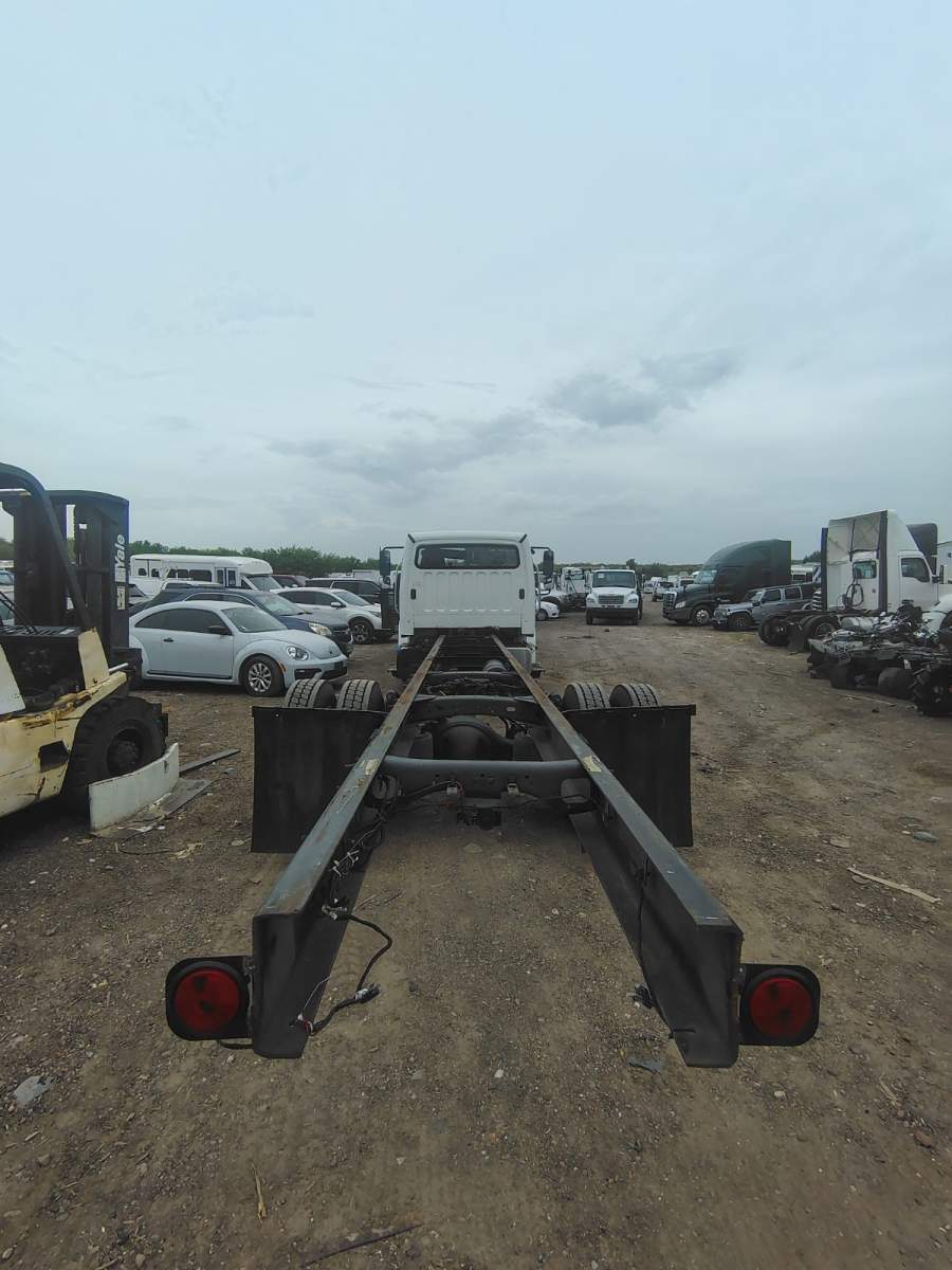 2016 Freightliner M2