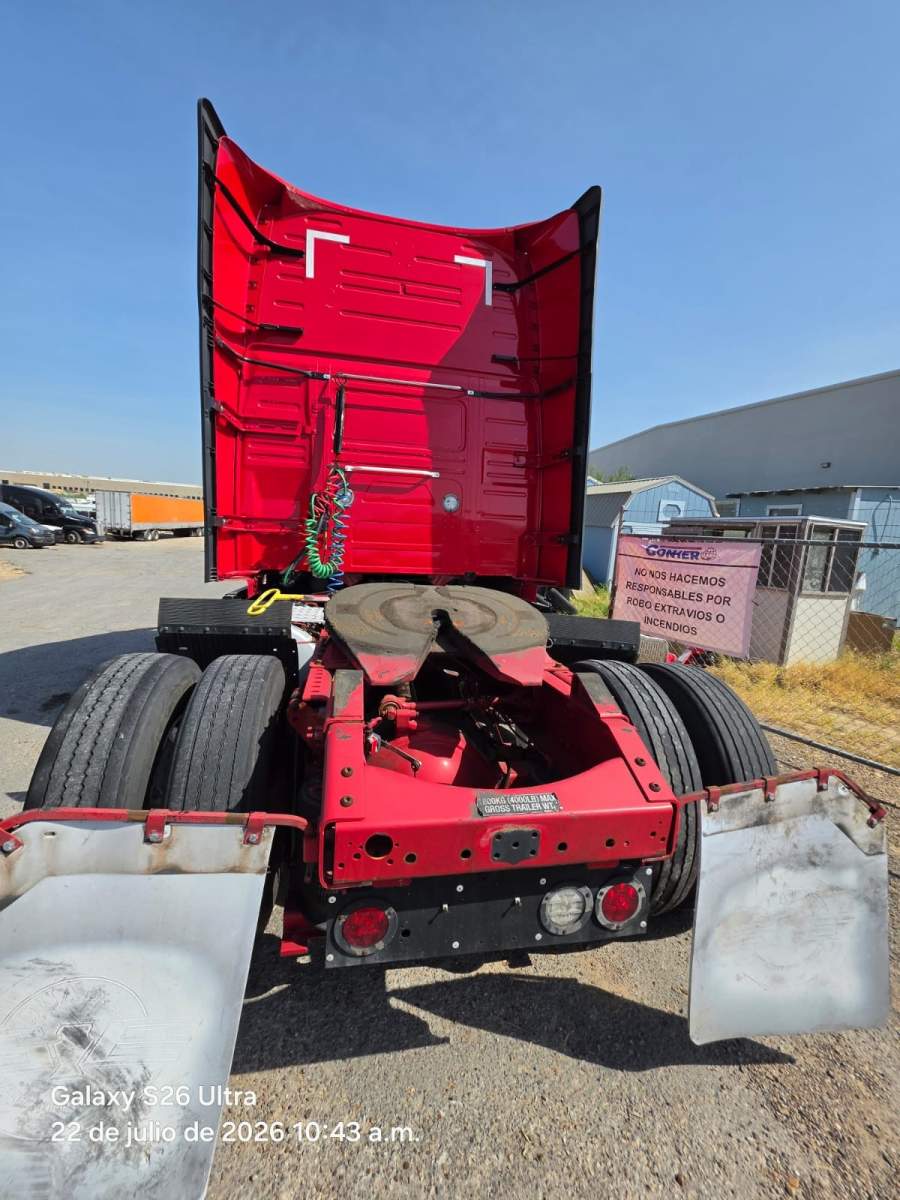 2022 Volvo Truck VNL