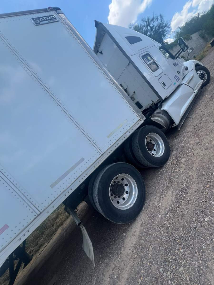 2022 Kenworth T680