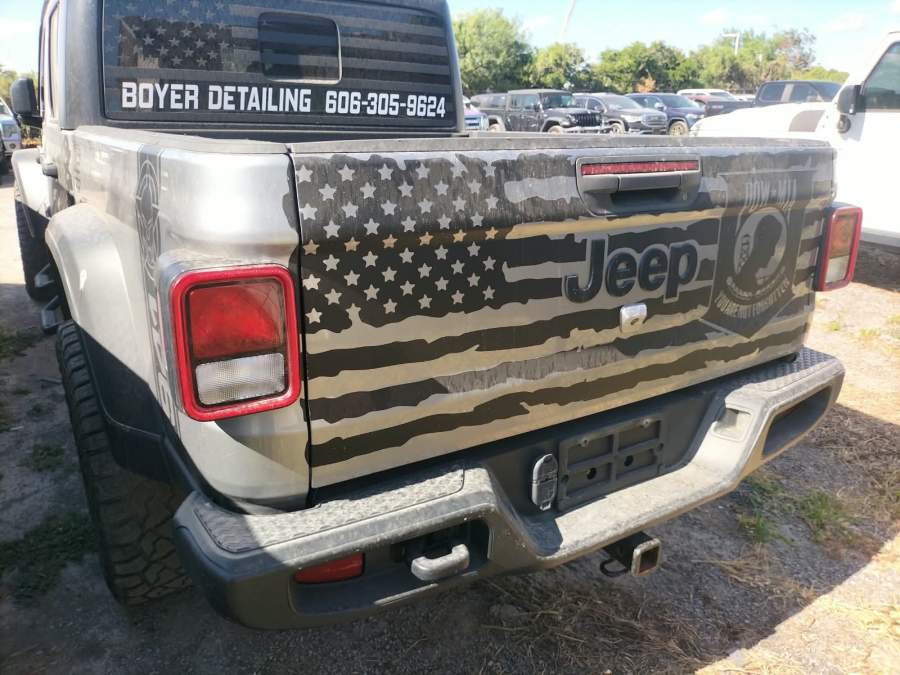 2020 Jeep Gladiator Sport