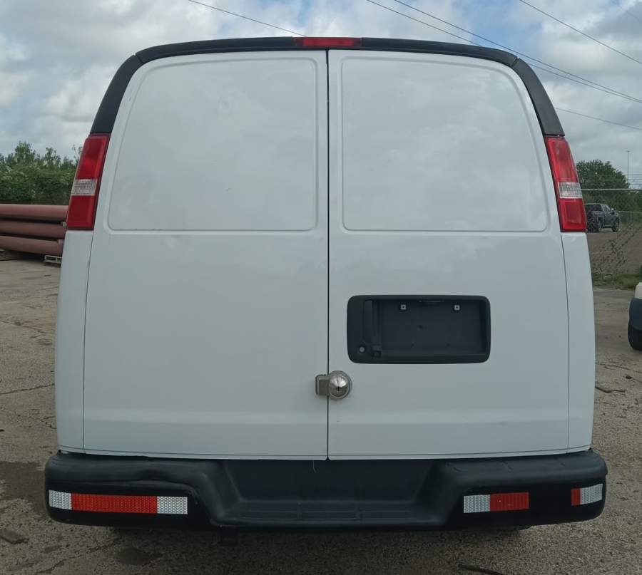 2021 Chevrolet Express 2500