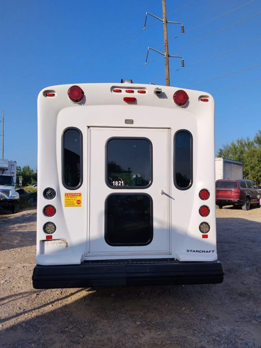 2021 Ford E-350 Super Duty