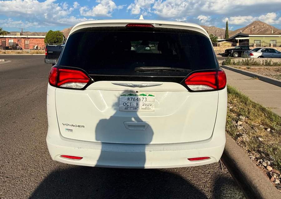 2020 Chrysler Voyager