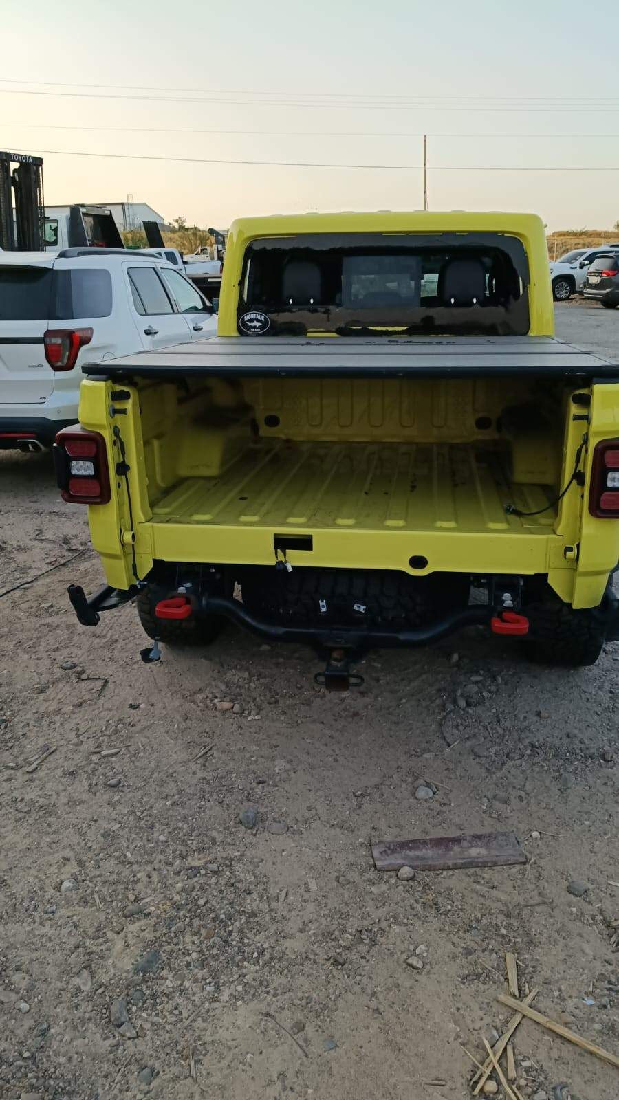 2023 Jeep Gladiator