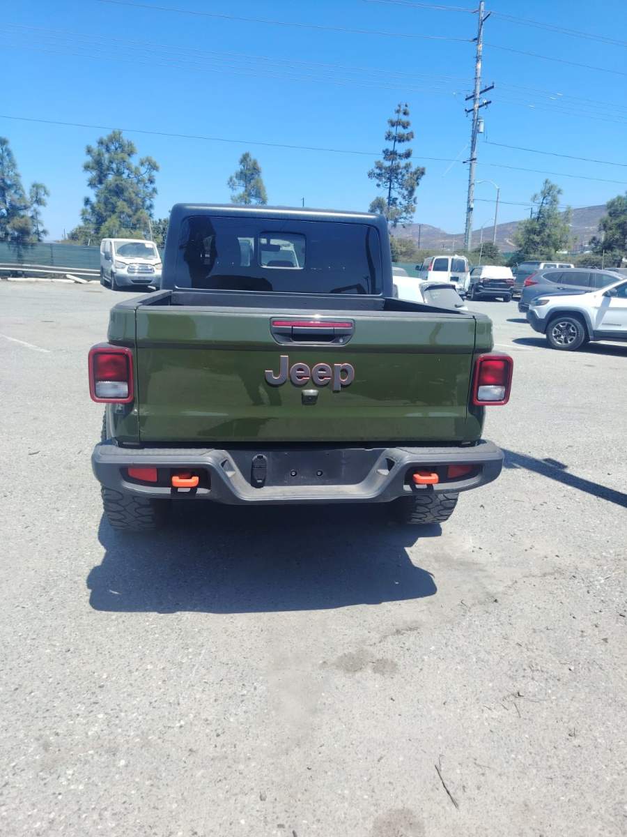 2021 Jeep Gladiator
