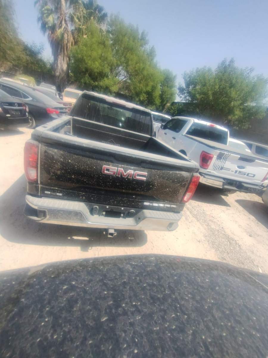 2019 GMC Sierra 1500  SLE
