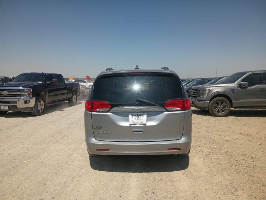 2021 Chrysler Voyager