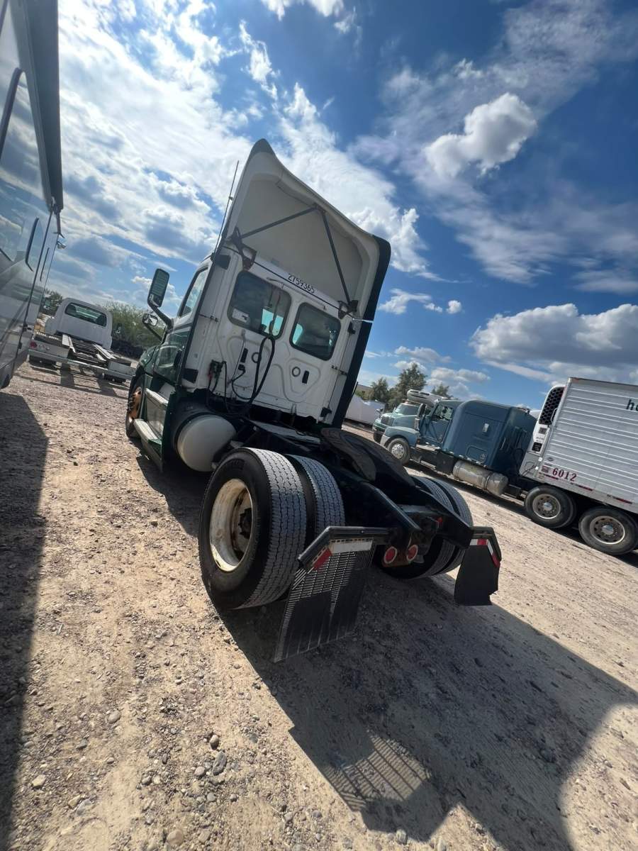 2019 Freightliner CASCADIA
